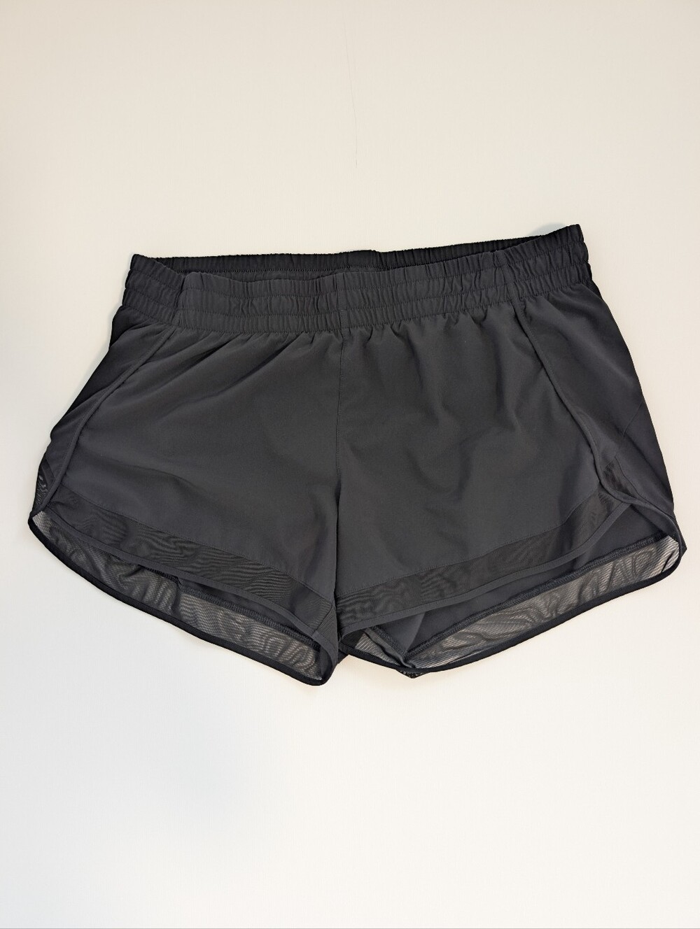 Athleta Mesh Racer Run Shorts 4 Black Mid Rise Athletic Size Large